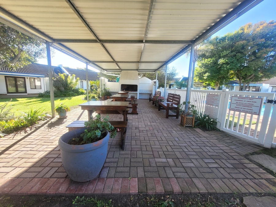 3 Bedroom Property for Sale in Paradise Beach Eastern Cape